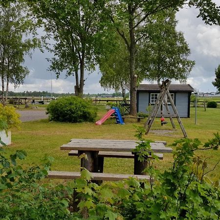 Villa Backgardens Stugby Axvall Exterior foto